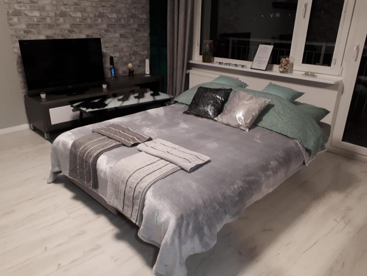 Apartamencik W Centrum Rumia Exteriör bild