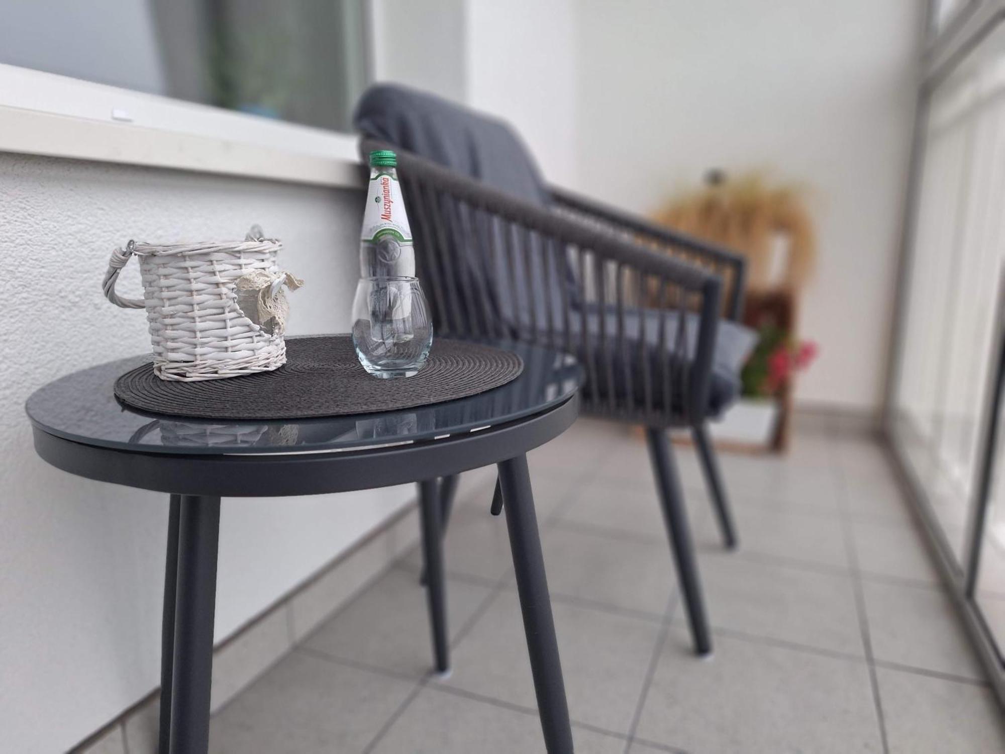 Apartamencik W Centrum Rumia Exteriör bild
